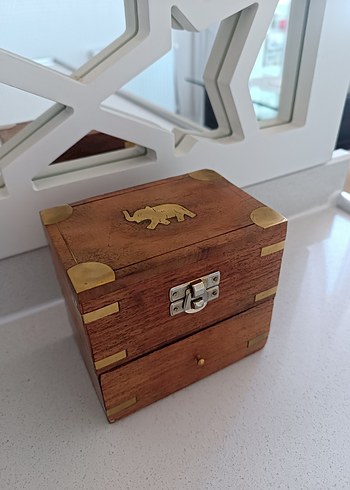 Altın Detaylı Ahşap takı kutusu - Görsel 5