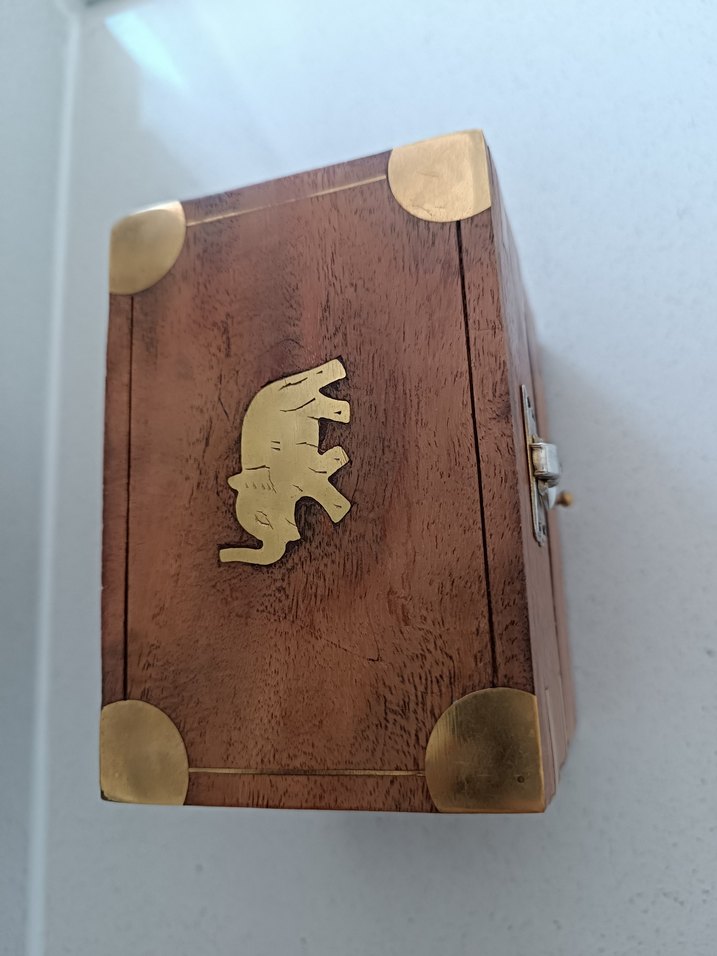 Altın Detaylı Ahşap takı kutusu - Görsel 3