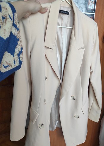 Bej Düğmeli Kadın Blazer Ceket