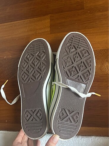 37 Beden sarı Renk converse model ayakkabı