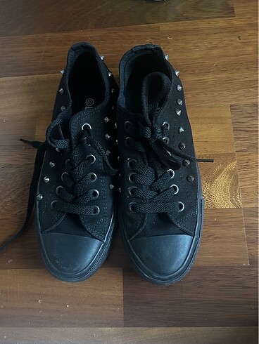 converse model ayakkabı