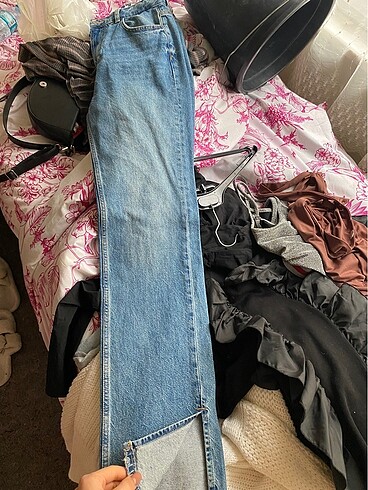 Paça detaylı jean