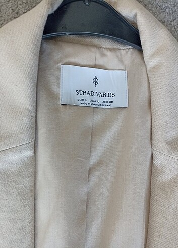 l Beden Stradivarius 