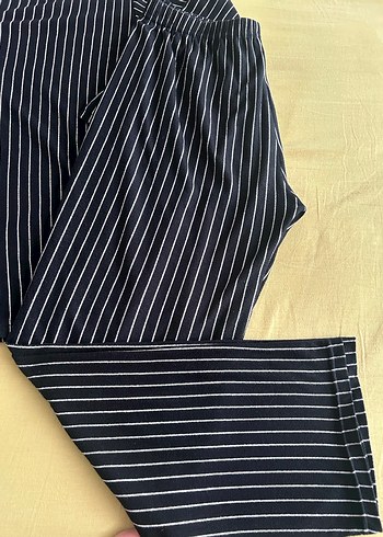 Siyah Çizgili  Pijama Takımı - Görsel 3