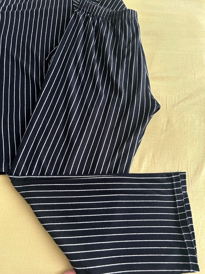 Siyah Çizgili  Pijama Takımı - Görsel 3