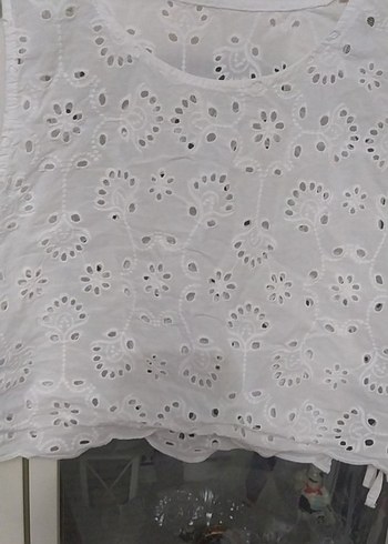 Nakışlı Dantelli Kolsuz Mini Bluz - Görsel 4