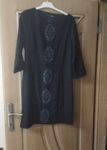 Nakışlı Siyah Midi elbise iki koltuk arası 50 cm boyu 97 cm - Görsel 3