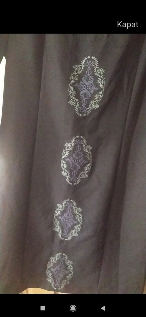 Nakışlı Siyah Midi elbise iki koltuk arası 50 cm boyu 97 cm - Görsel 2