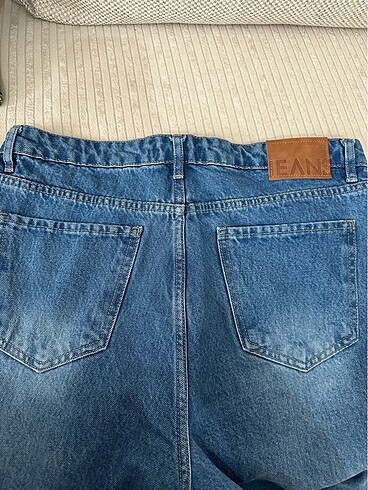 32 Beden mavi Renk Lcw erkek jean pantolon