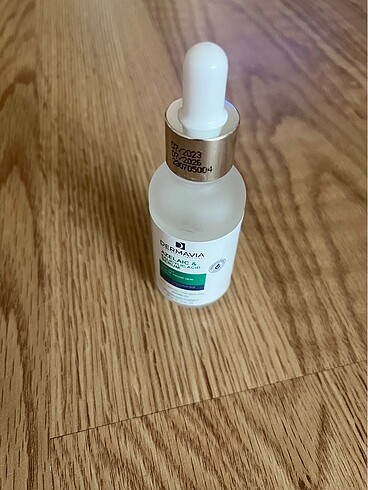 Beden Dermavia azelaic &salicylic acid serum (30 ml)