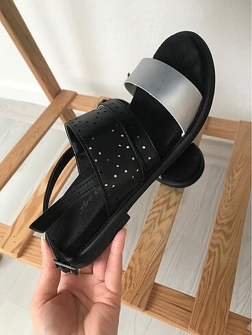 Zara Sandalet