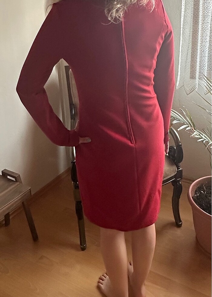 Kırmızı Uzun Kollu Elbise - Görsel 3