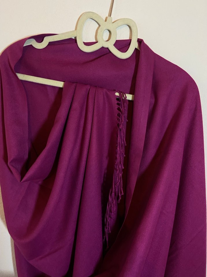 Mor Kadın Drapeli Saten Şal - Görsel 3