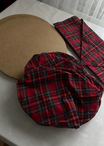 Kırmızı Ekose Desenli Masa Örtüsü - Görsel 2