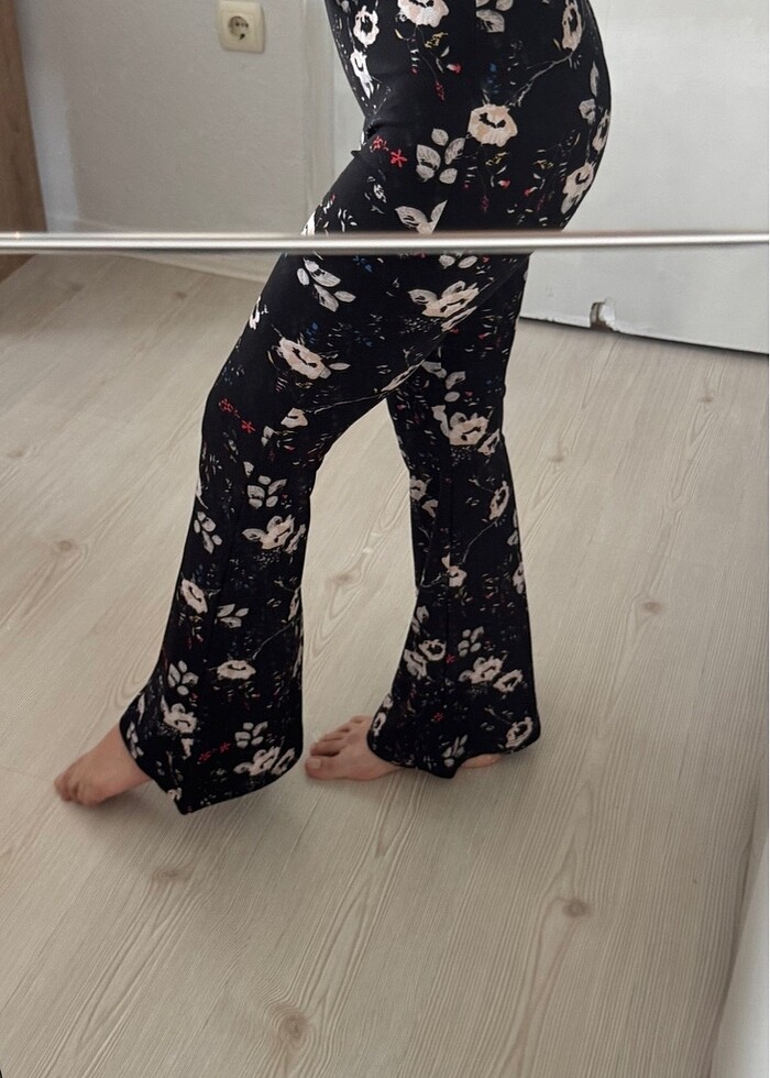 Çiçekli tayt - Görsel 2