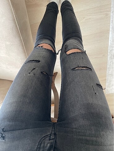 26 Beden gri Renk Jean pantolon
