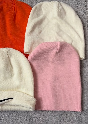 Renkli Kadın Örgü Polar Bere - Görsel 4