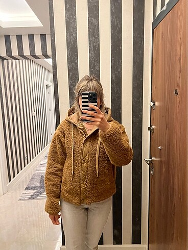 Pull and Bear Peluş mont