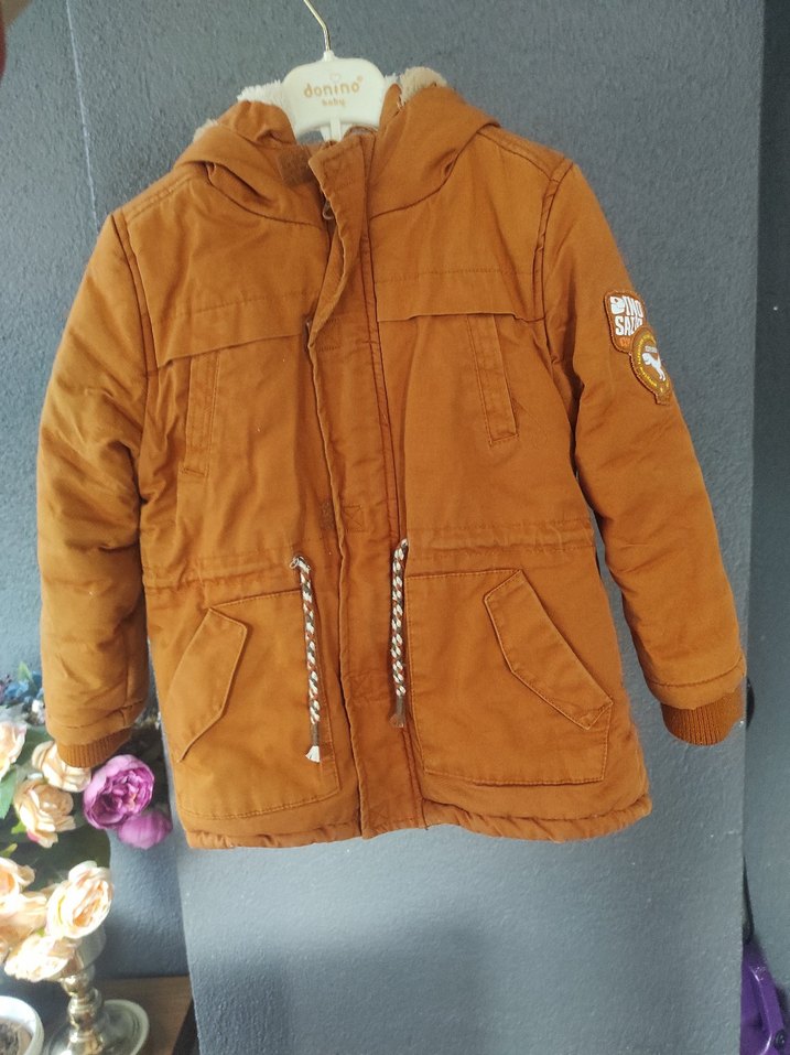 Kapüşonlu Erkek Çocuk Kaban - Görsel 2