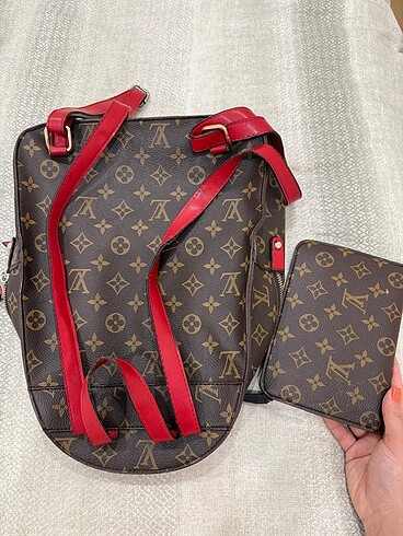  Beden kahverengi Renk Louis vuitton çanta