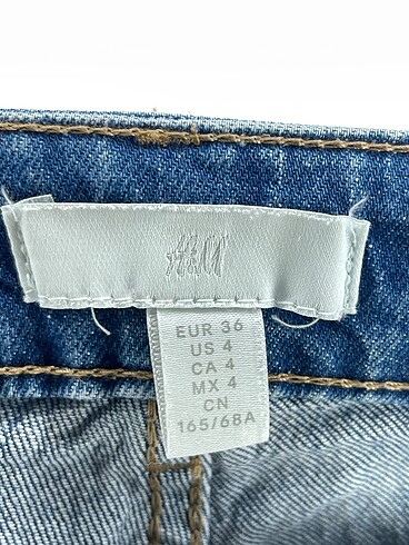 36 Beden mavi Renk H&M Mini Şort %70 İndirimli.