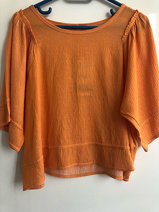 Zara etiketli buluz