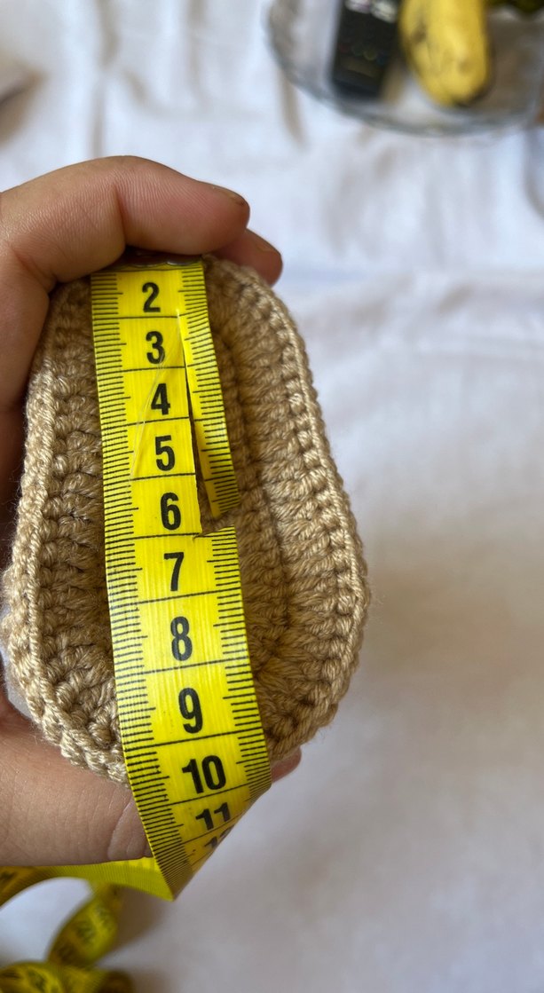 Kahverengi Nakışlı Örgü Bebek Patik - Görsel 4