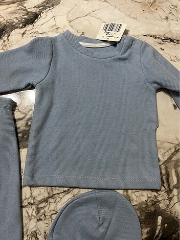 Erkek bebek yumuşak dokulu takım 9 aylık - Görsel 3