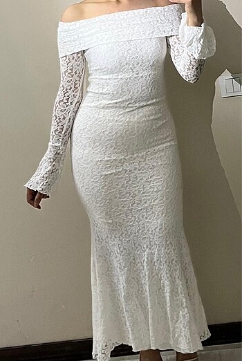 Beyaz elbise nikah elbisesi