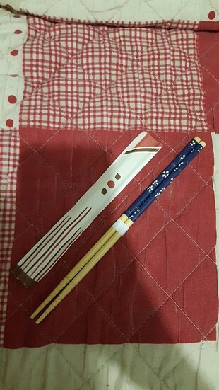 chop stick hashi
