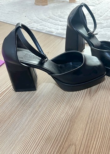 Tokalı Siyah Kadın Platform Topuklu Ayakkabı - Görsel 4