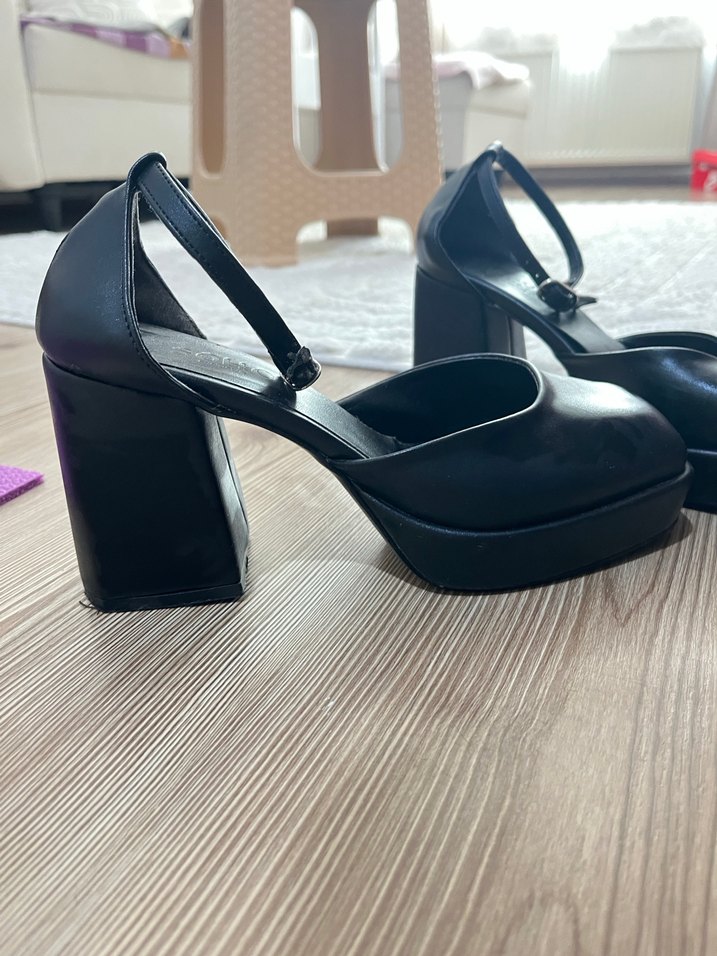 Tokalı Siyah Kadın Platform Topuklu Ayakkabı - Görsel 5