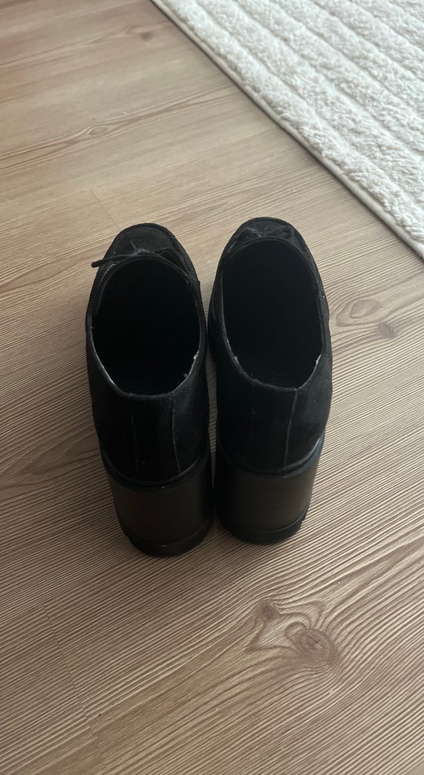 Siyah Süet Platform Topuklu Gotik Kadın Ayakkabı - Görsel 4