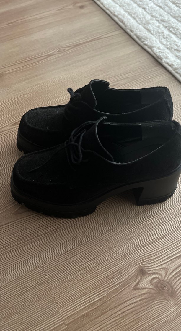 Siyah Süet Platform Topuklu Gotik Kadın Ayakkabı - Görsel 3