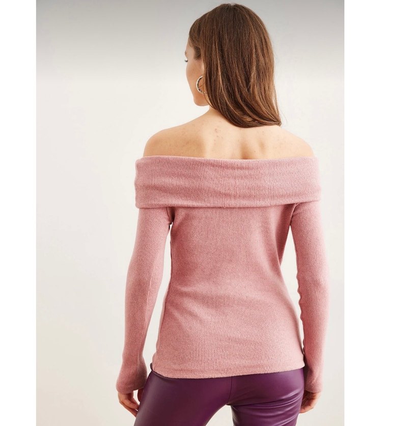 Pembe Triko Kayık Yaka Kadın Kazak - Görsel 4