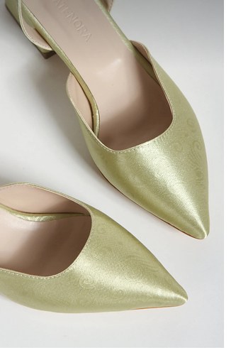 Parlak Yeşil İnce Topuk Kadın Ayakkabı - Görsel 2