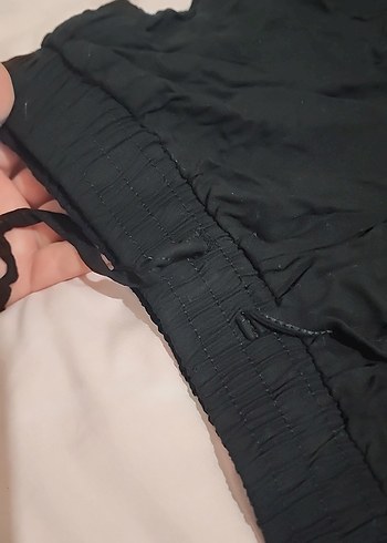 Siyah viskoz mini Şort - Görsel 2