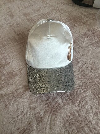 Taşlı Simli Şapka Tasarımcı Şapka %20 İndirimli - Gardrops