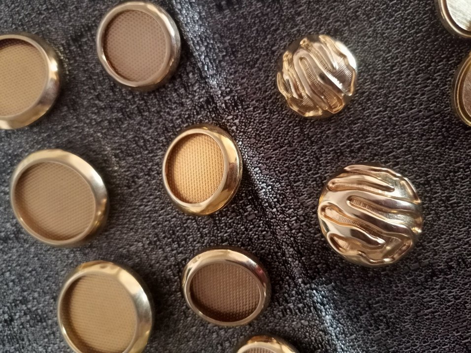 Altın Renkli Kadın Düğmeleri - Vintage - Görsel 4