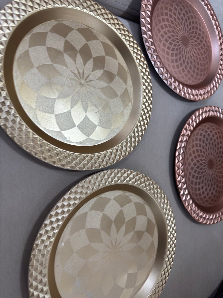 Çok Renkli Dekoratif Metal Tabak Seti - Görsel 3