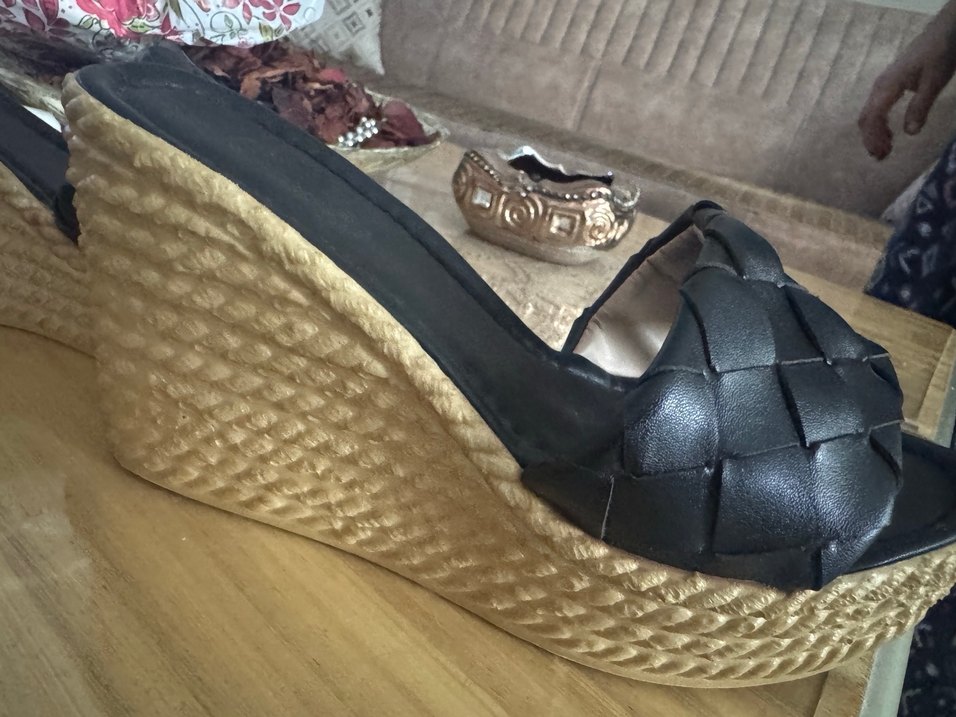 Siyah Örgü Bantlı Dolgu Topuklu Terlik - Görsel 4