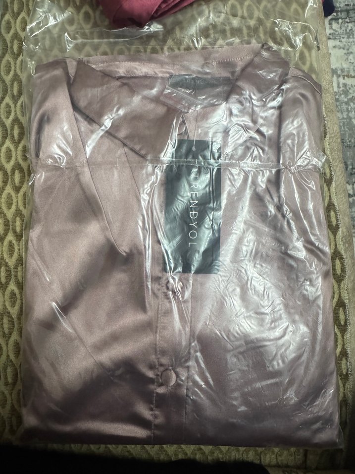 Saten pijama gecelik takımı - Görsel 2