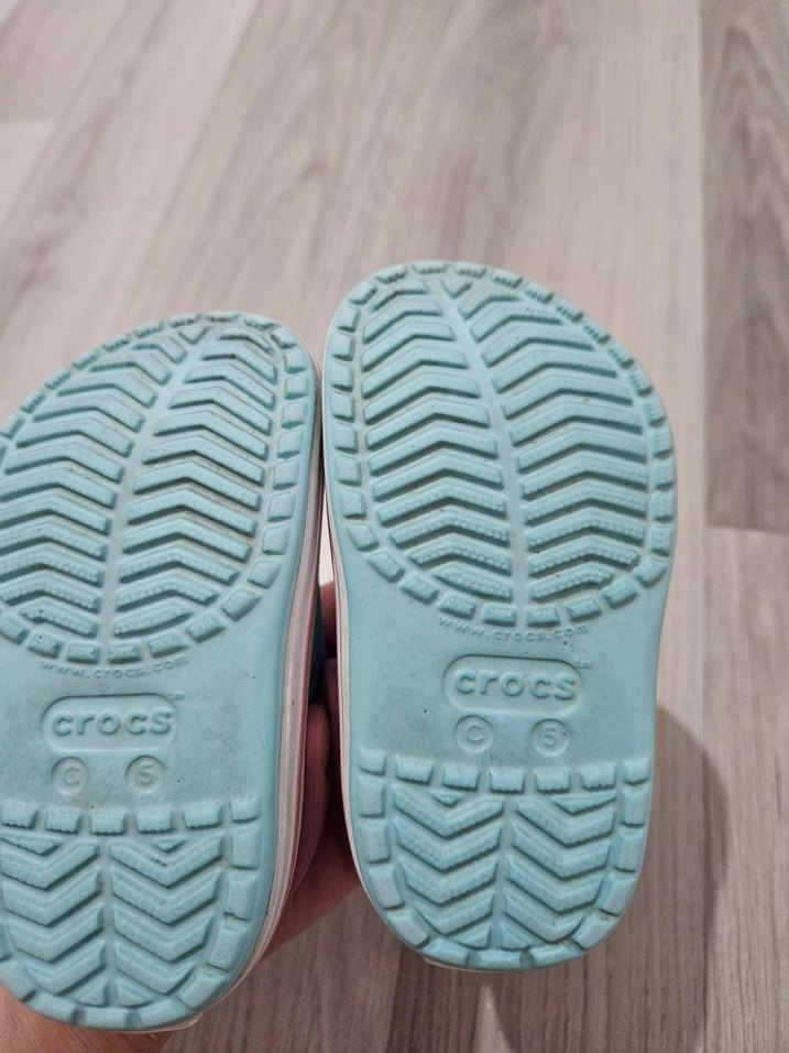 Crocs Kız Çocuk Mavi Terlik C5 21-22 - Görsel 2