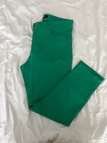 Yeşil pantolon