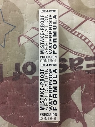 Wet n wild likit eyeliner