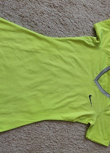 Nike kadın spor t shirt