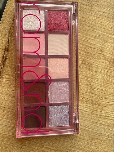 Rom&nd berry fuchsia far paleti