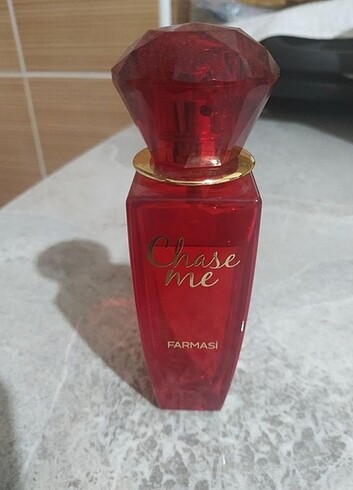 Farmasi Chase Me parfüm 