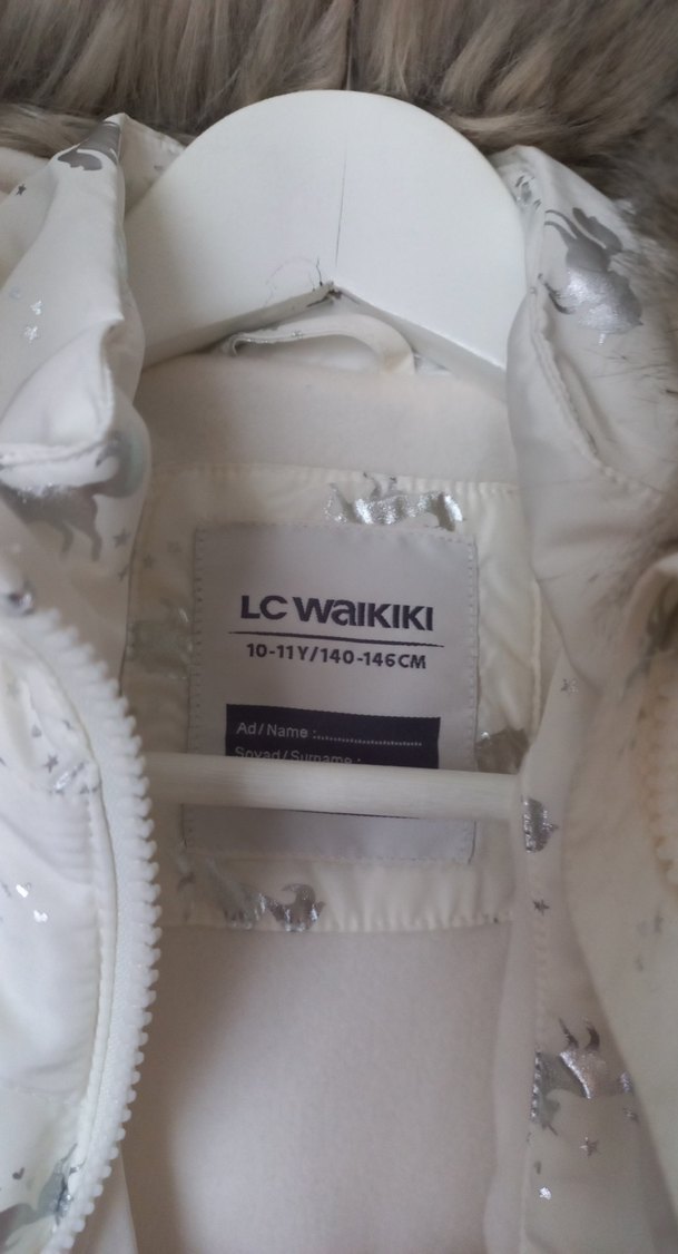 Kız Çocuk Beyaz Kürklü Unicorn Baskılı Mont - Görsel 3