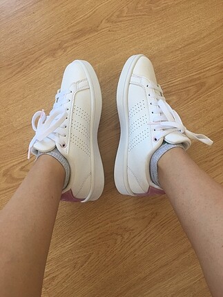 adidas advantage base sneakers